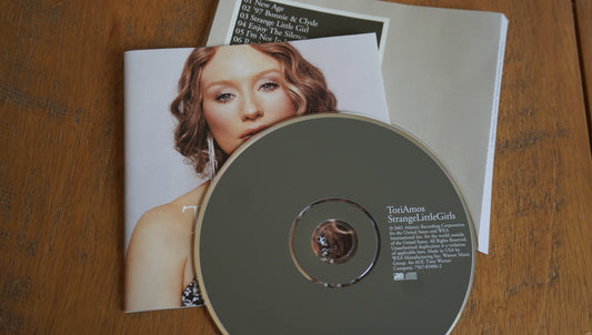 Tori Amos - StrangeLittleGirls