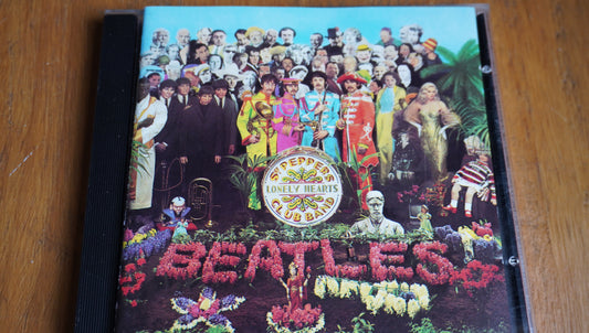 The Beatles - Sgt. Pepper's Lonely Hearts Club Band