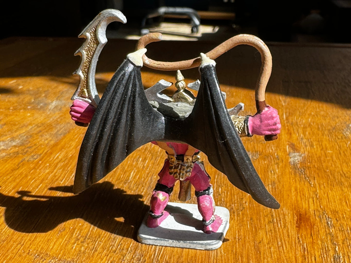 Hand-Painted D&D figure - Demon warrior