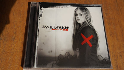 Avril Lavigne - Under My Skin   +2-sided CD poster