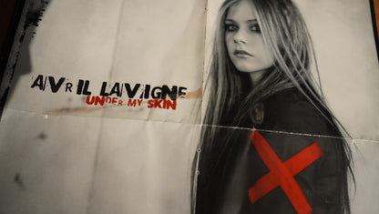 Avril Lavigne - Under My Skin   +2-sided CD poster