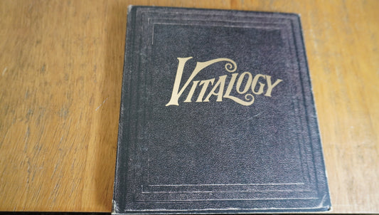 Pearl Jam - Vitalogy